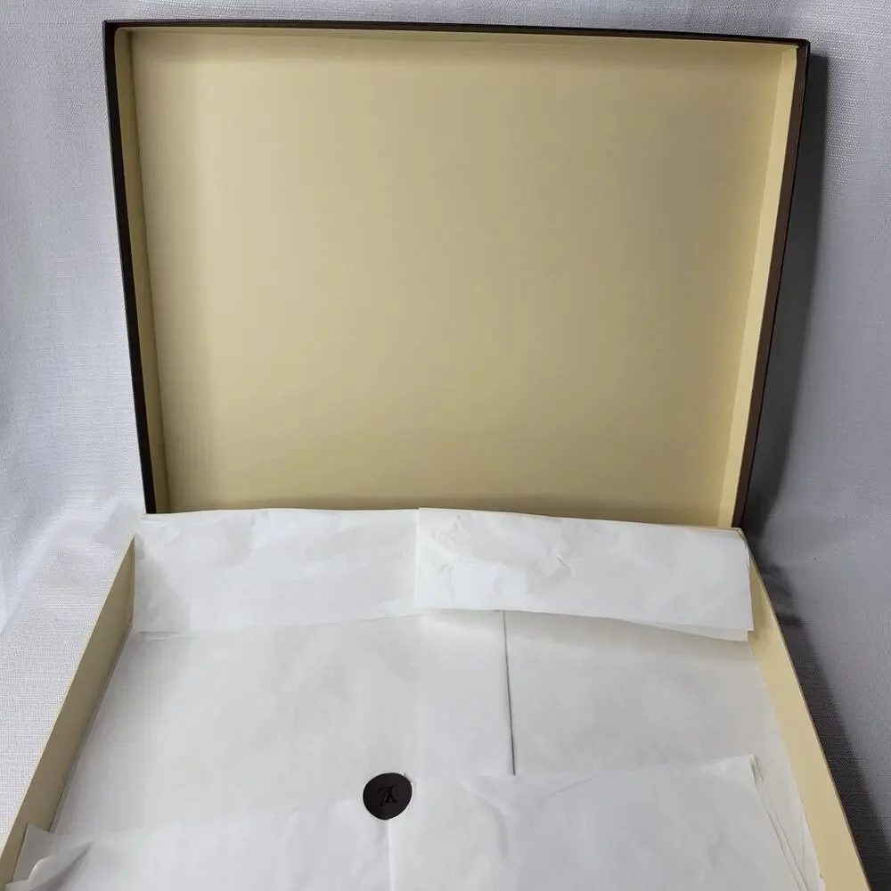 Louis Vuitton Authentic Brown Gift Box 17 x 14 x 4.5